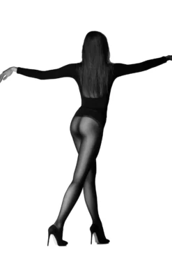 Ultimate Sheer Luxury 15 Denier Seamless Tights AVJ5