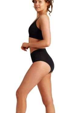 Period Full Brief (1pcs) -Stockings Shop love luna period full brief 1pcs p4894 35154 zoom scaled